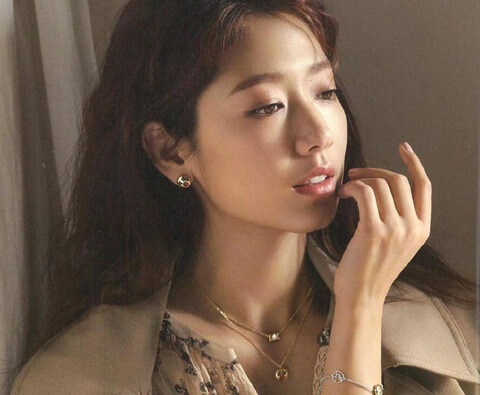 施华洛世奇 Swarovski全场3折!朴信惠同款 Swarovski HUMORIST 双面表情项链到手49.5欧,原价99欧特价!