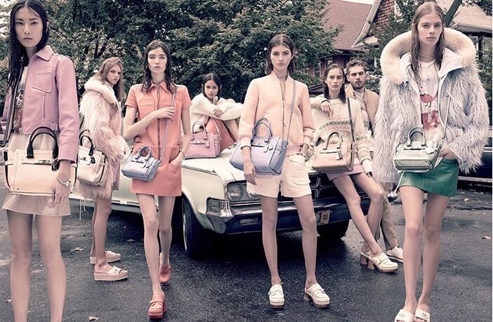 蔻驰 Coach官网HELLO FRÜHLING 活动区新品全场7.5折!满300就送珠宝盒!封面同款温油小花包包262€收!折扣区get钱包、托特包等!