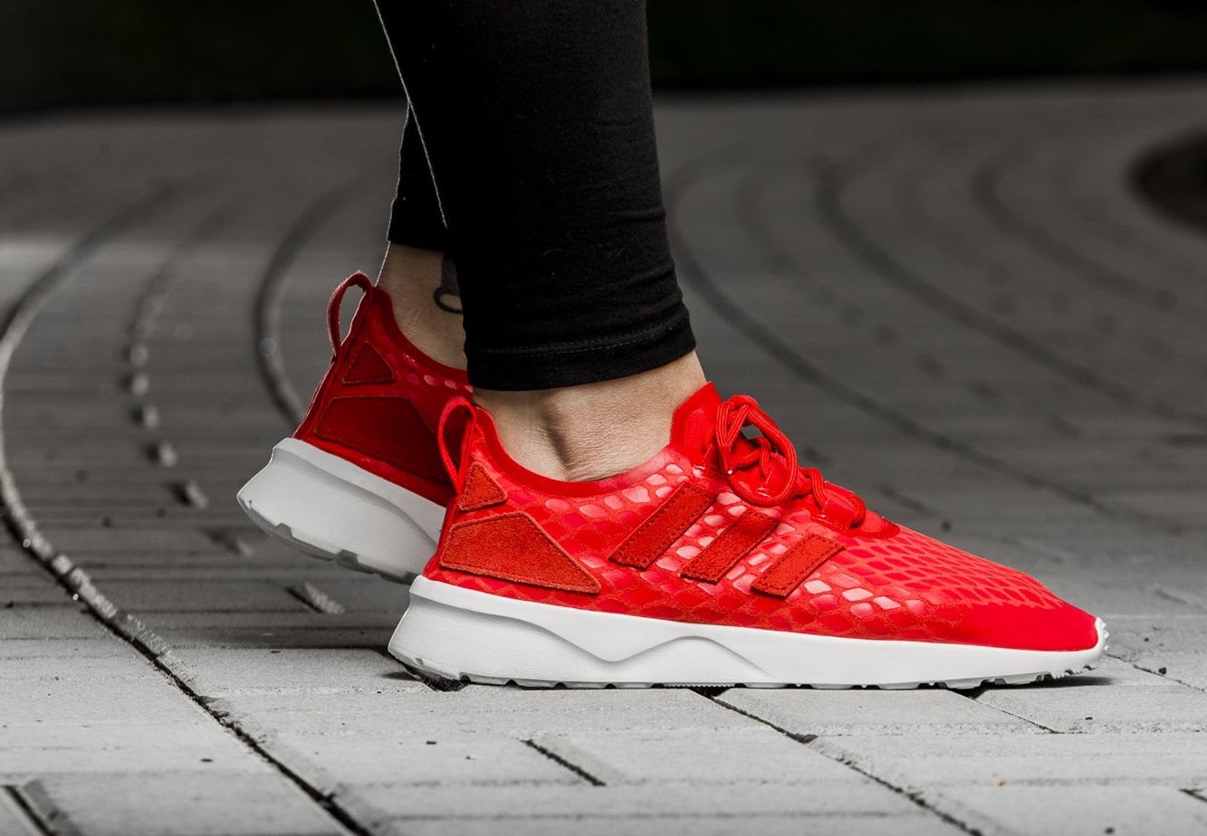 Adidas Originals ZX Flux ADV Verve 女士运动鞋 红色,现在到手38.95欧!!