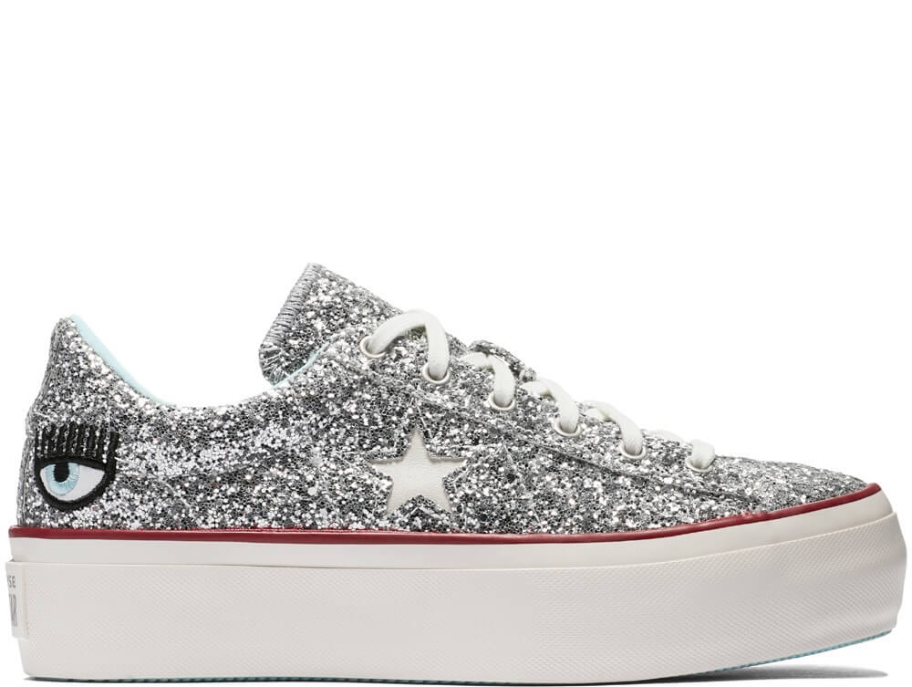 时尚宇博和匡威的联名Converse X Chiara Ferragn 补货了!现在还有拼色的蓝色和紫色!