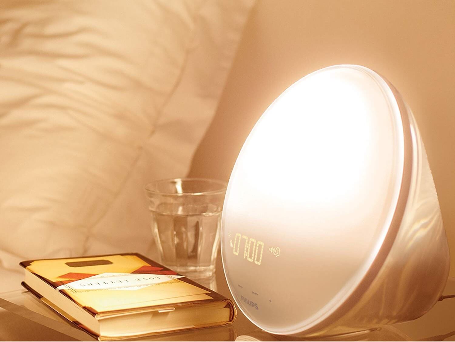 飞利浦 Philips HF3531/01日出唤醒灯 闹钟 模拟日出日落 带数字收音,到手73.99欧,原价107.9欧!特价!