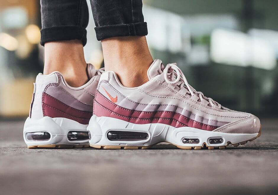 耐克 Nike Air Max 95 女式运动鞋,现在到手64.72欧!!