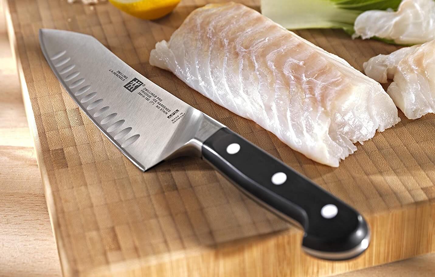 双立人 Zwilling Pro 三德刀 带剑型气槽 18cm FRIODUR冰锻刀刃,到手62.95欧,原价109欧!!