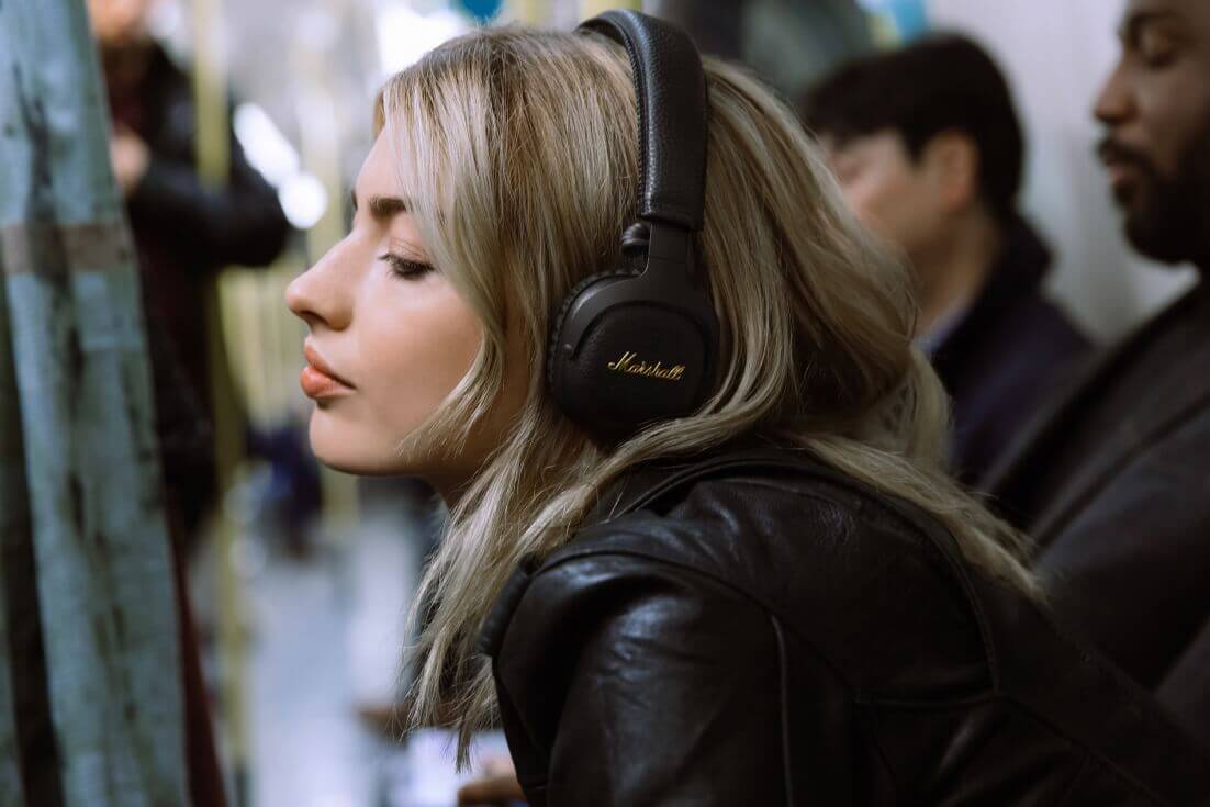 马歇尔 Marshall Mid 头戴式蓝牙耳机 摇滚重低音耳机 黑色 30小时续航,到手119.95欧,原价199.99欧!