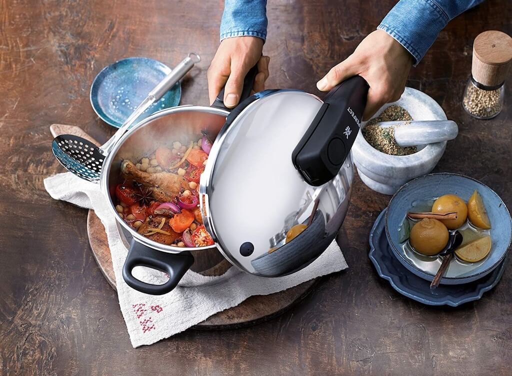 福腾宝 WMF Perfect 高压锅 两只装 4.5升+3升,到手175.72欧,原价229欧!