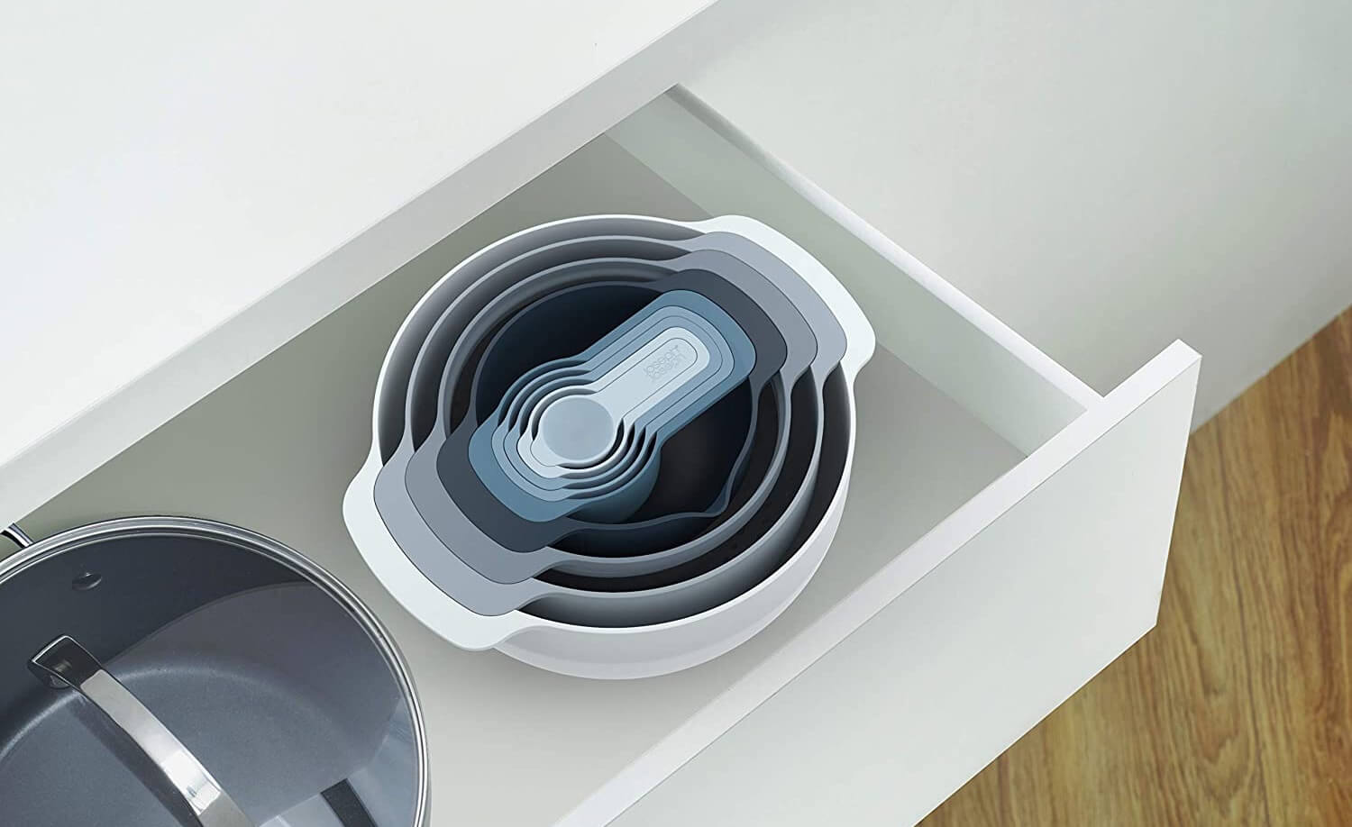 Joseph Joseph Editions Nest 9 Plus 搅拌碗9件套 蔬菜盆 烘焙碗 滤网 量杯,到手31.99欧,原价69.95欧!