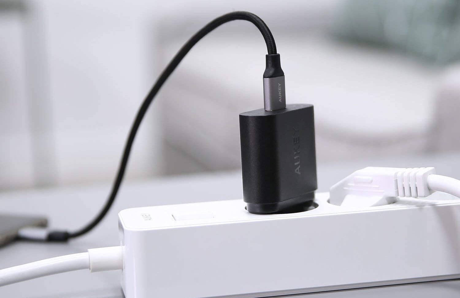 AUKEY Quick Charge 3.0 USB C充电器 19.5W，到手11.18欧，原价13.99欧！