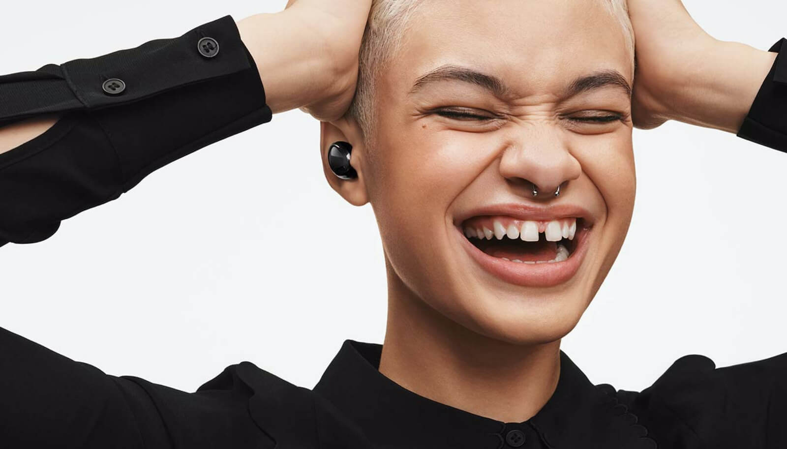 三星 Samsung Galaxy Buds Pro 入耳式蓝牙降噪耳机 幽夜黑 18小时续航 蓝牙5.0 IPX7防水防尘,到手93.99欧,原价229欧!