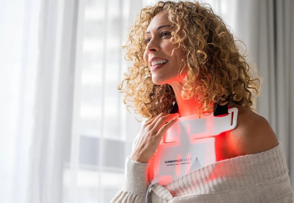 Currentbody LED颈部美容仪 红光去颈纹神器,到手251欧,原价425欧!!