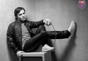 美国经典运动鞋品牌盖世威 K-Swiss全场4折！闪购！