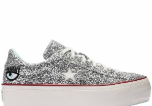 时尚宇博和匡威的联名Converse X Chiara Ferragn 补货了！现在还有拼色的蓝色和紫色！